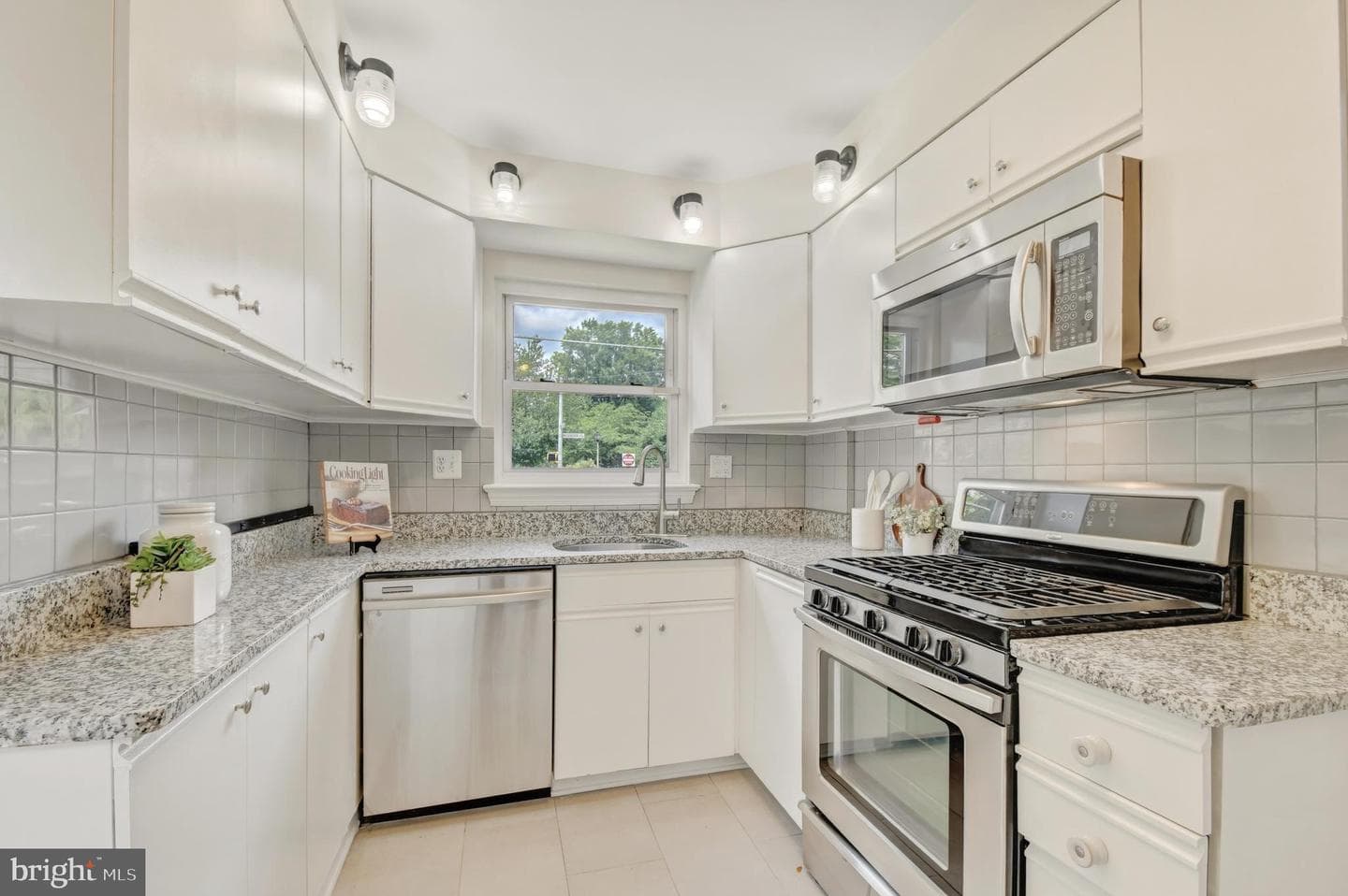 6100 Washington Boulevard photo 18
