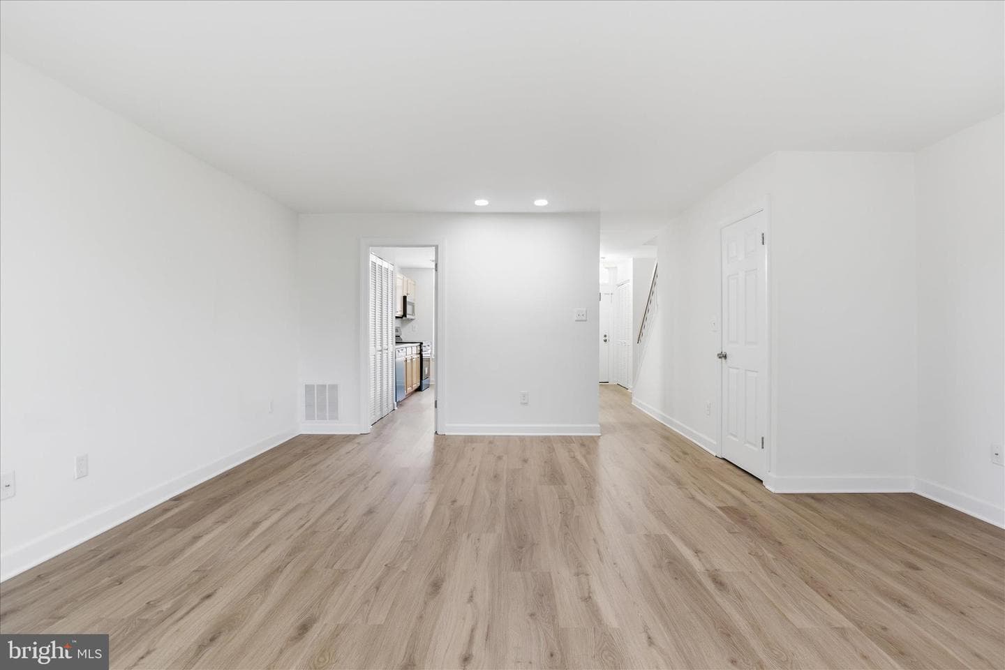 656 15th Street S #2 photo 14