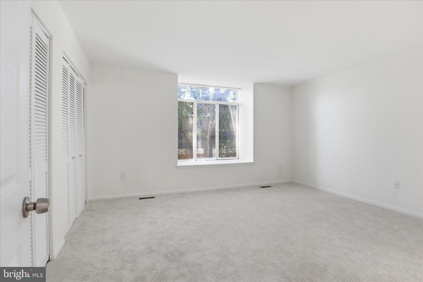 656 15th Street S #2 photo 17