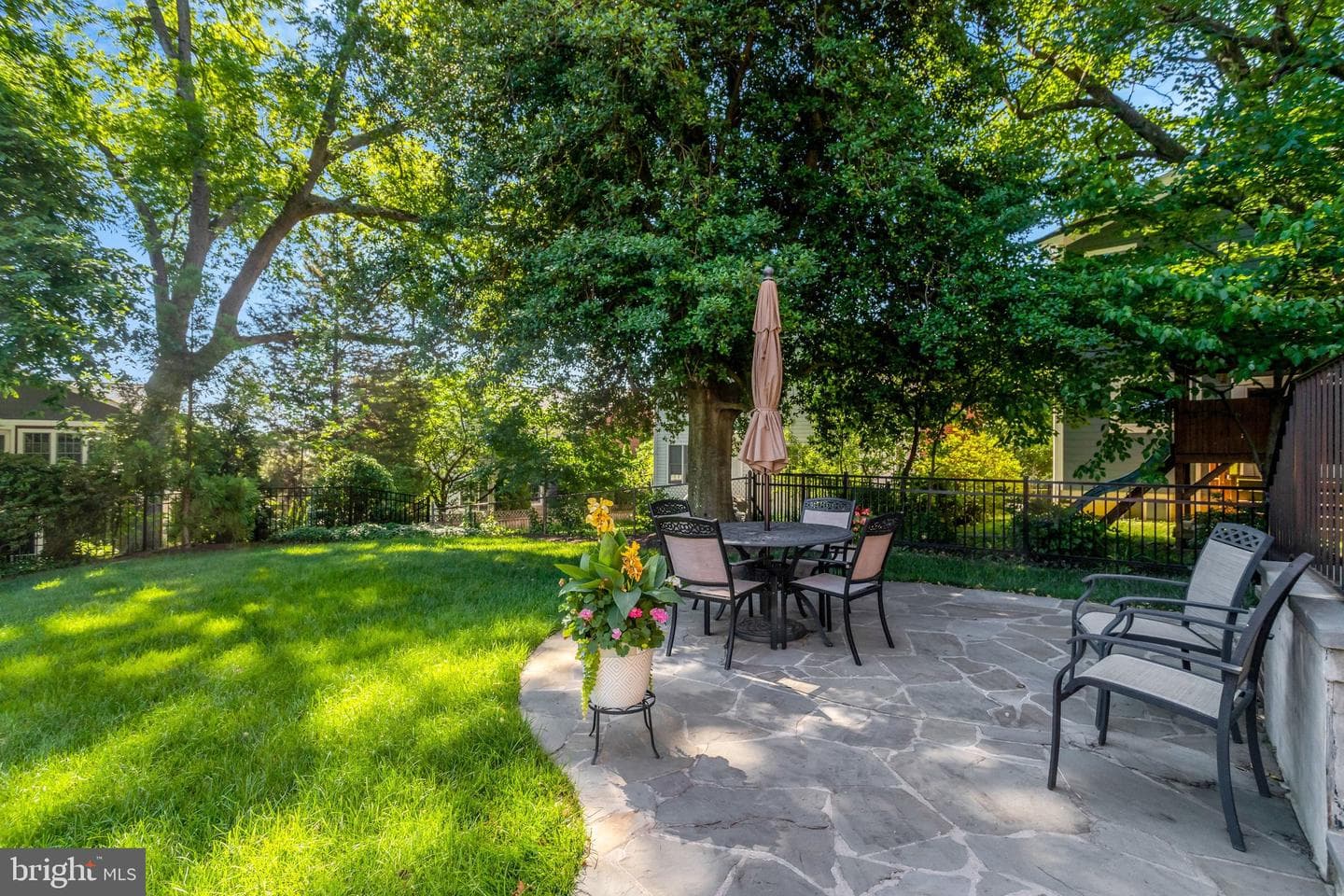 1059 N Montana Street photo 6