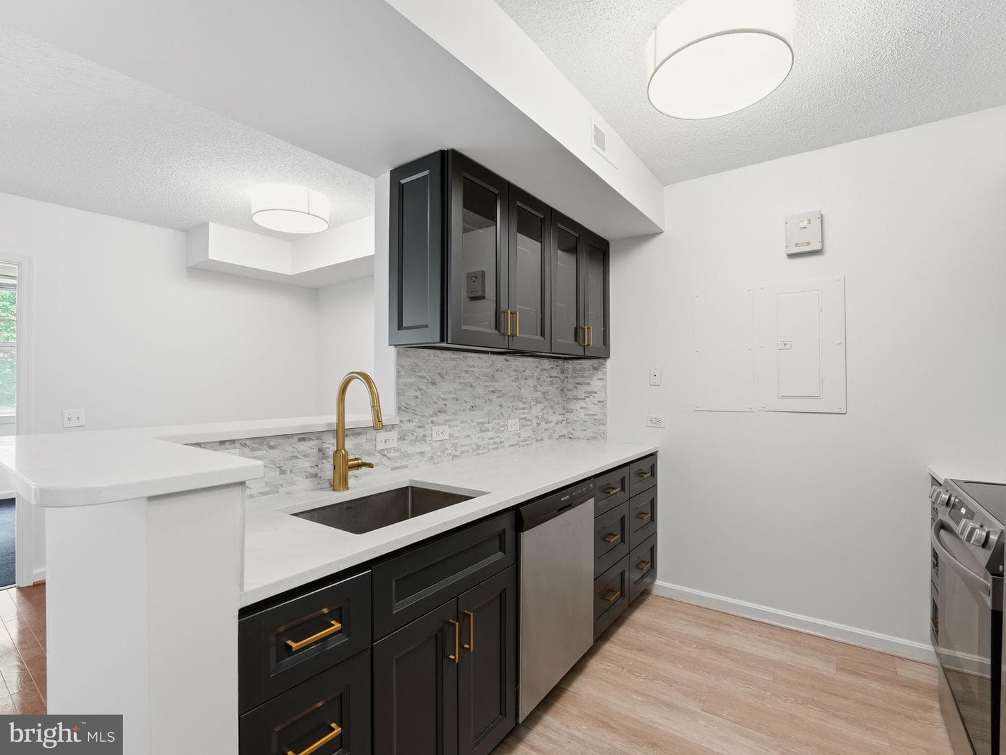 880 N Pollard Street #222 photo 3