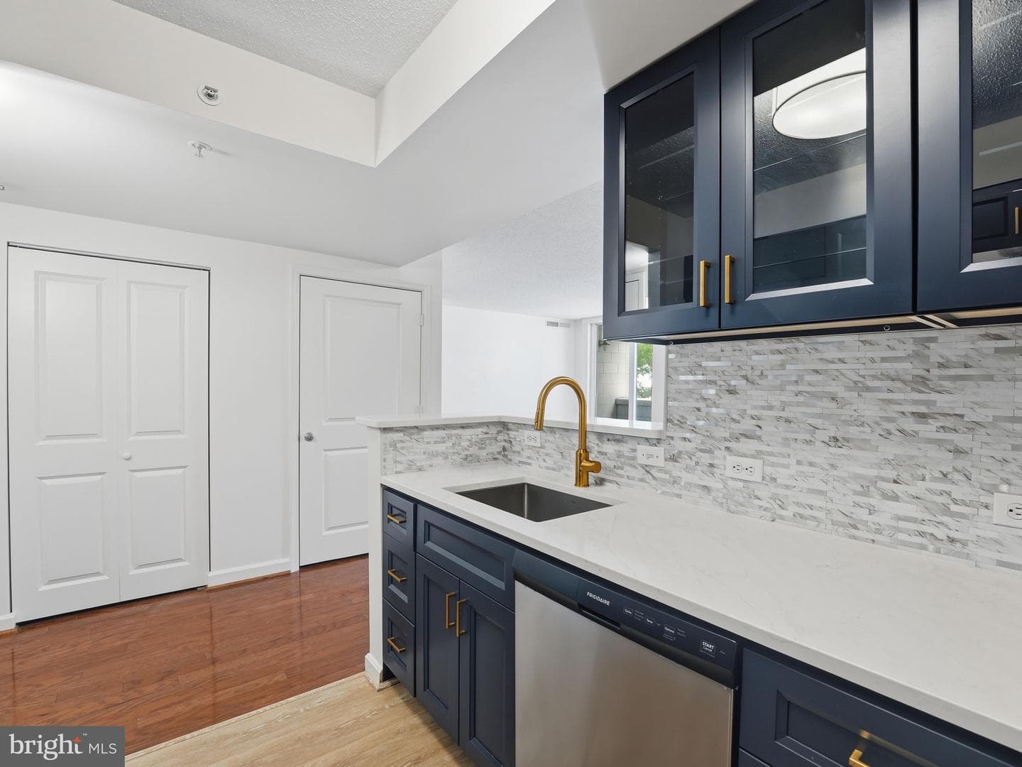880 N Pollard Street #222 photo 6
