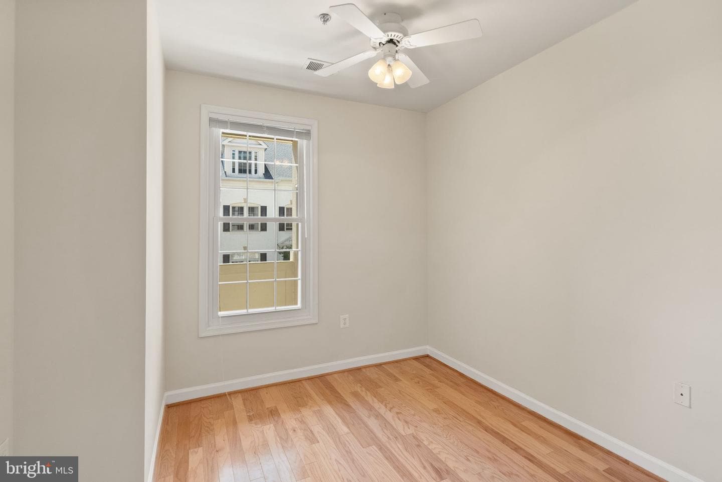 1321 N Adams Court #201 photo 37