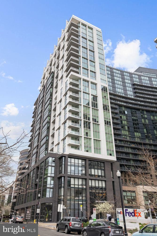 1781 N Pierce Street #501 photo 90