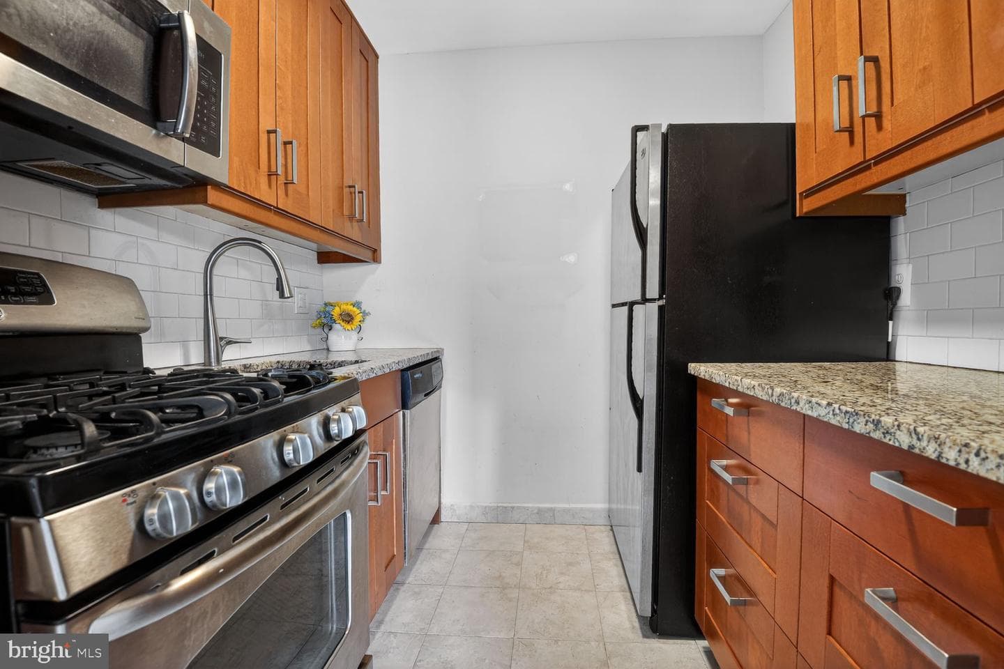 1931 N Cleveland Street #601 photo 6