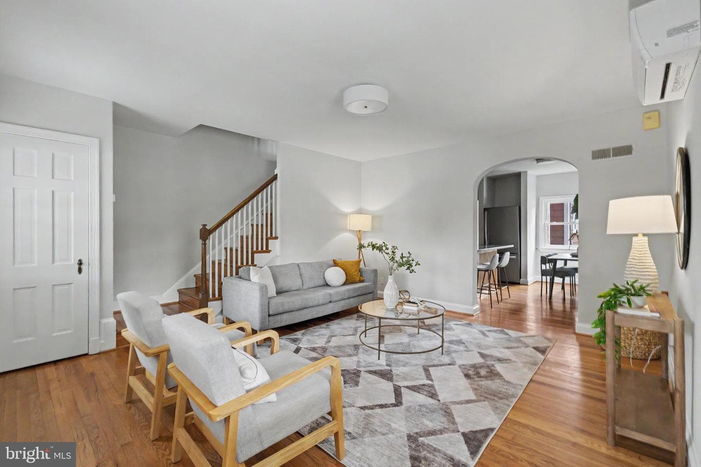 638 N Nelson Street N photo 10