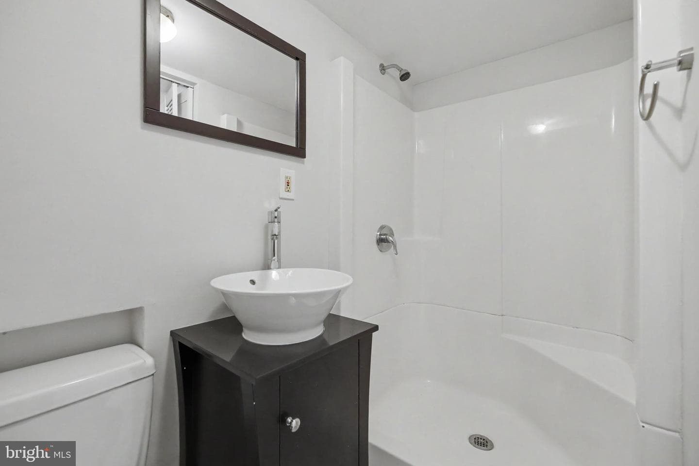 638 N Nelson Street N photo 42