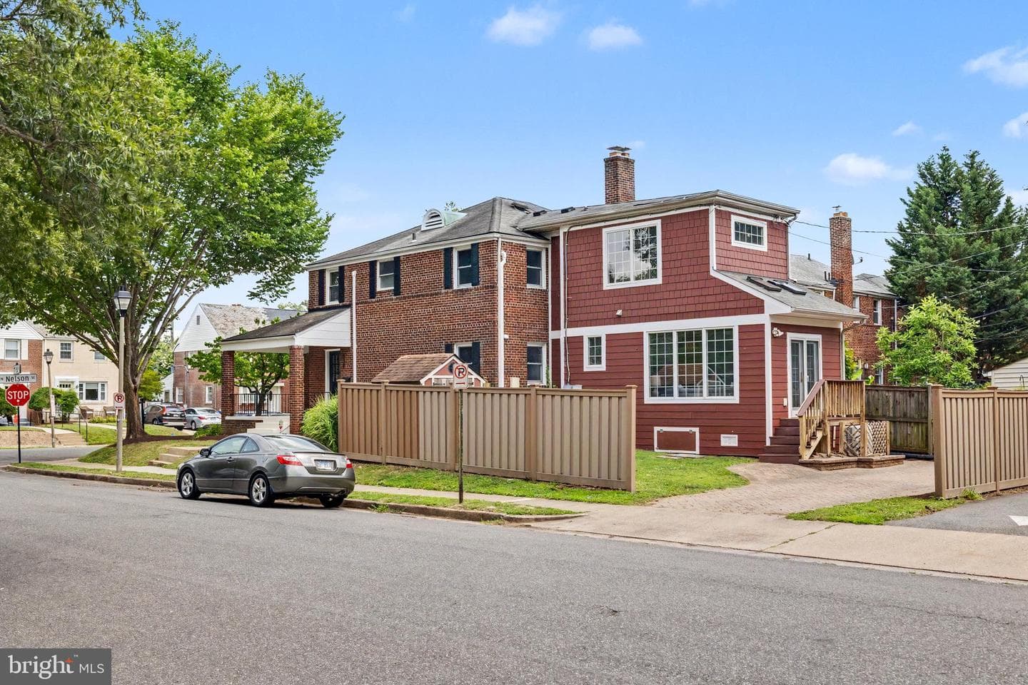 638 N Nelson Street N photo 46