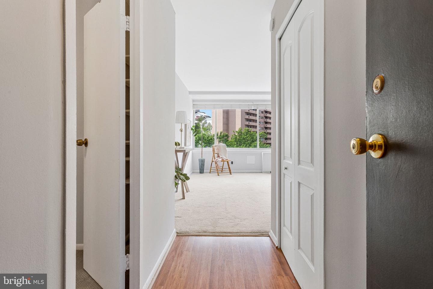 1210 N Taft Street #909 photo 5