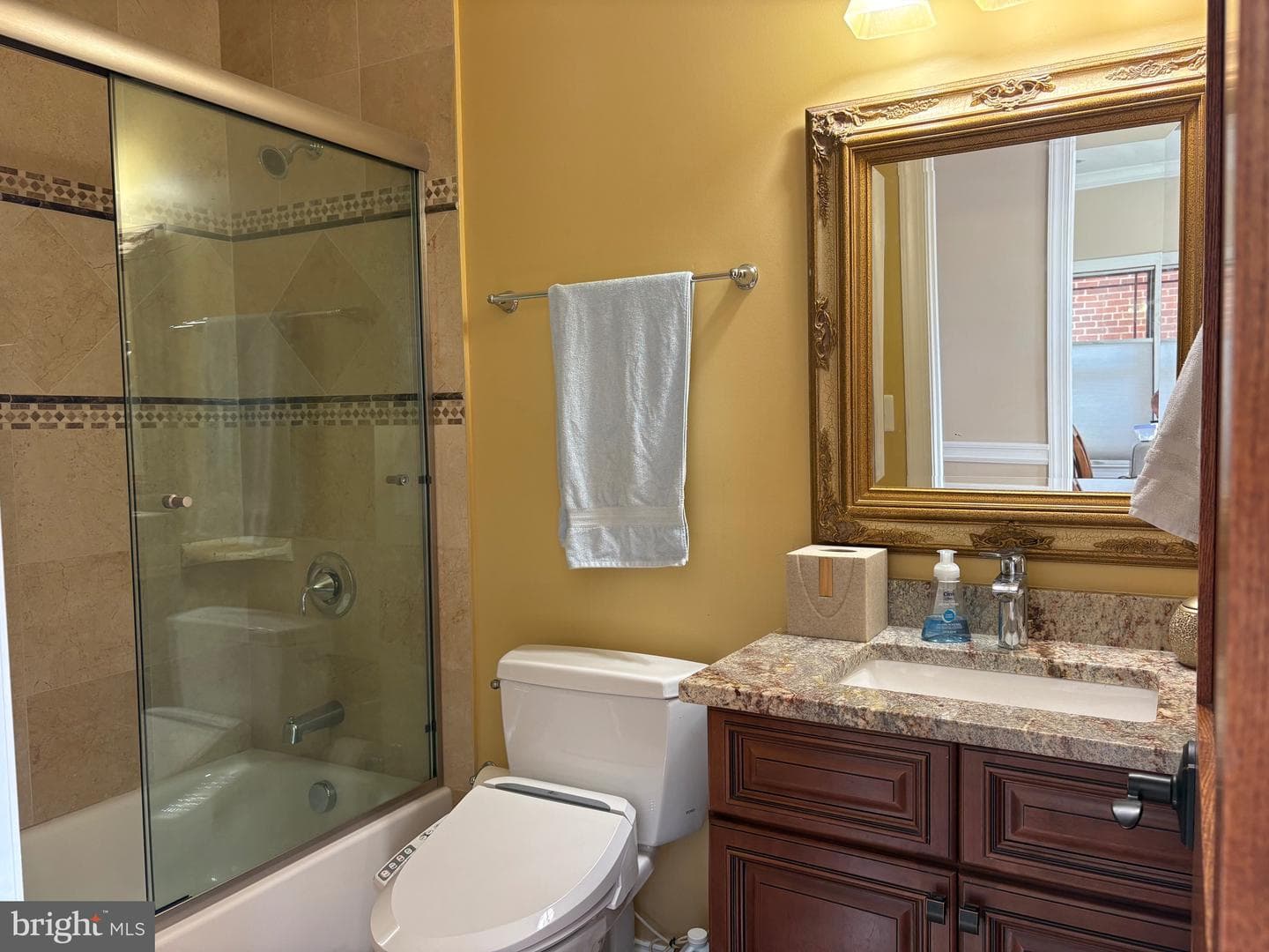 2445 S Kenwood Street photo 18