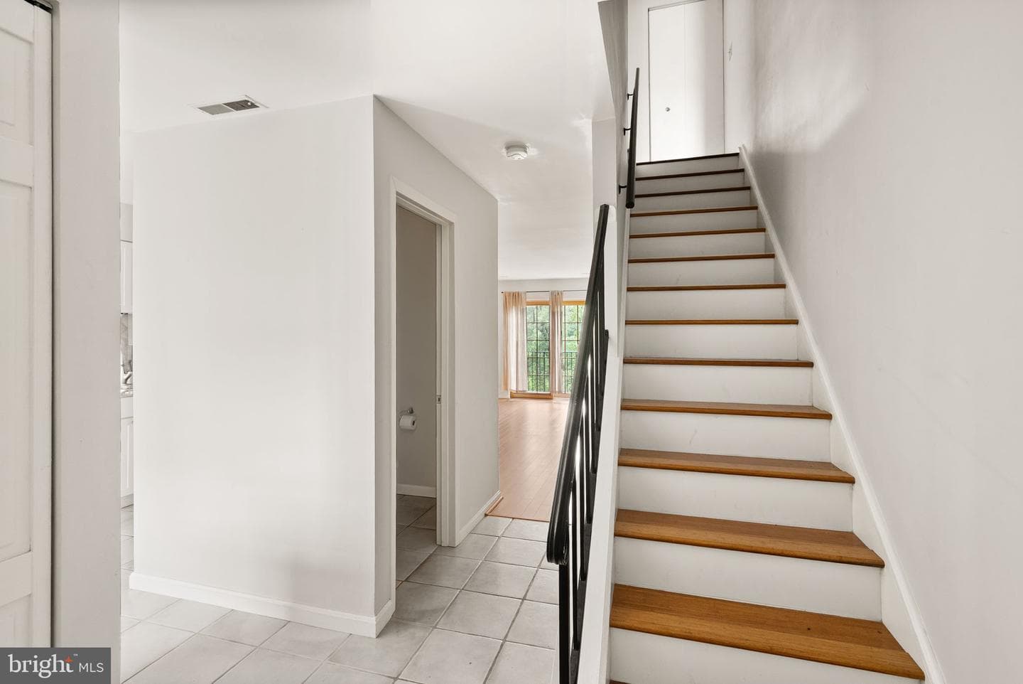 905 S Rolfe Street #2 photo 4
