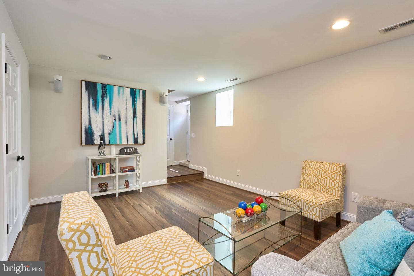 255 N Bryan Street photo 21
