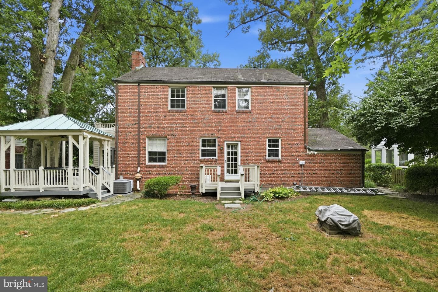 1251 S Oakcrest Road photo 56