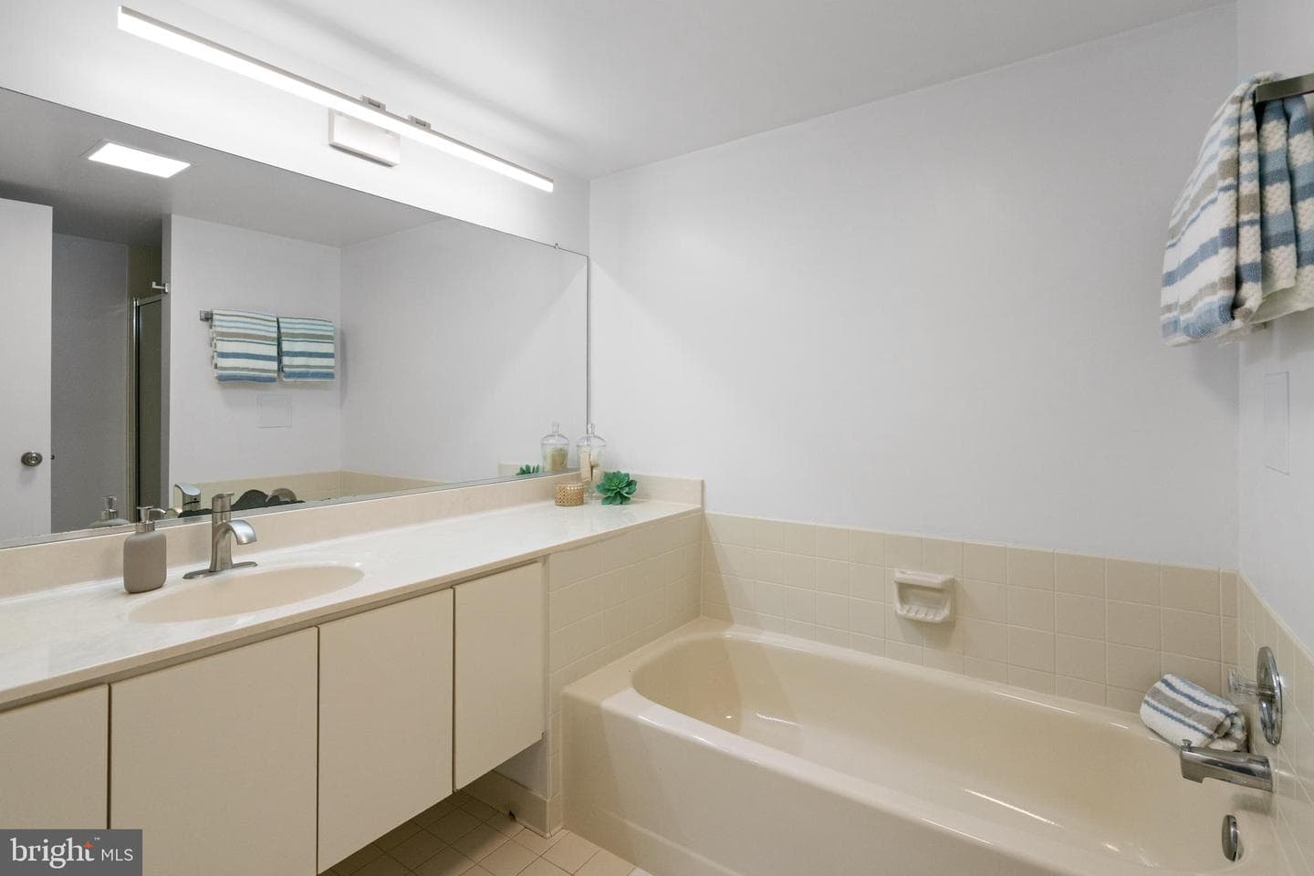 2100 Langston Boulevard #217 photo 25