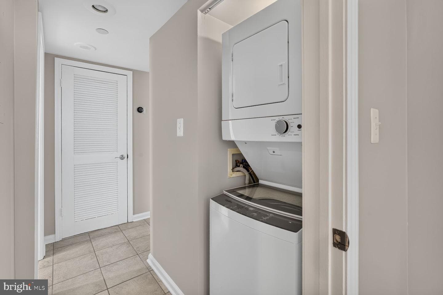1001 N Randolph Street #106 photo 16