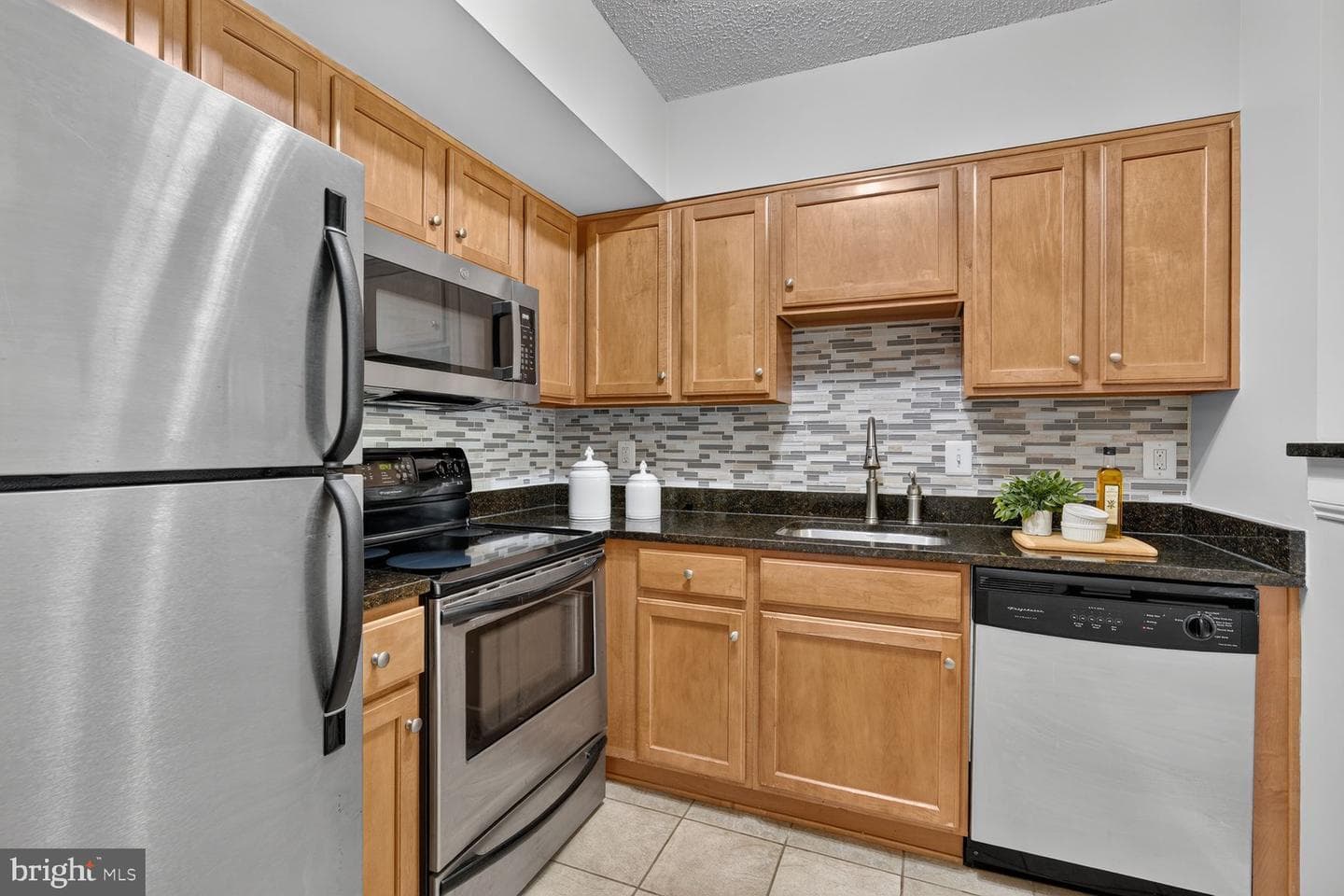 1001 N Randolph Street #106 photo 6