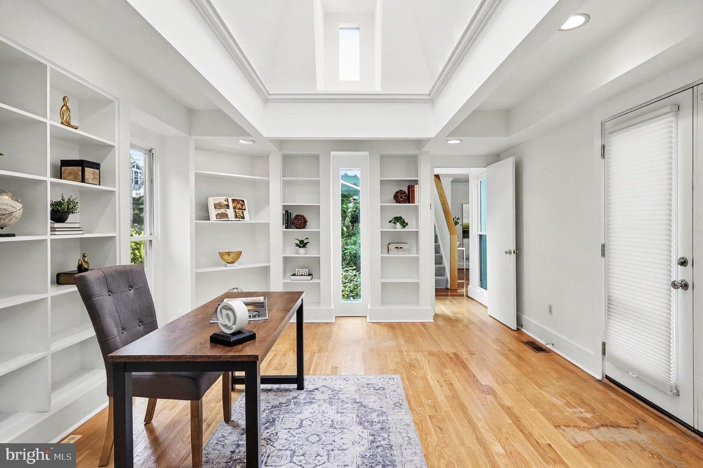 1406 N Nicholas Street photo 16