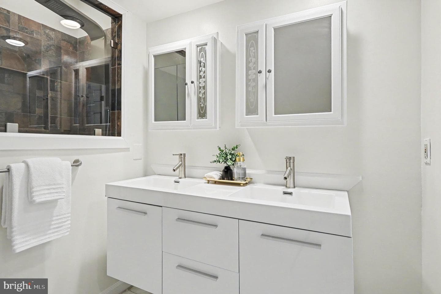 1406 N Nicholas Street photo 19