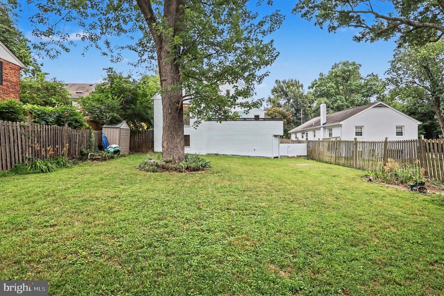 1406 N Nicholas Street photo 30