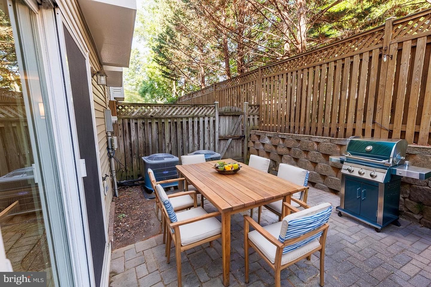 504 N Thomas Street #j photo 5