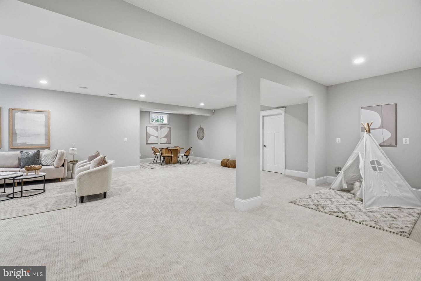 3555 N Dickerson Street photo 93