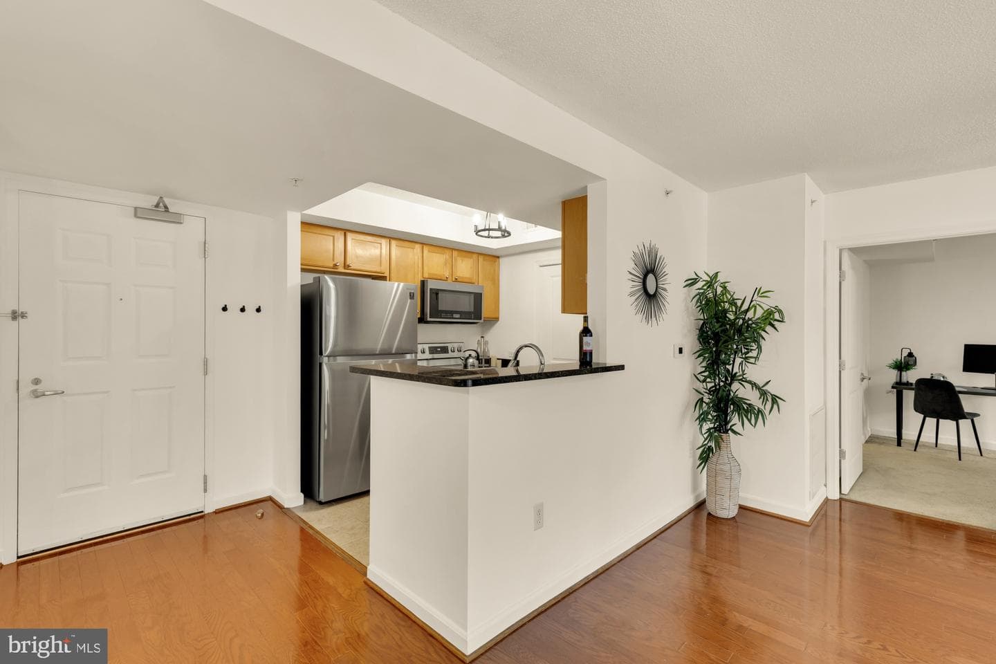 880 N Pollard Street #801 photo 14