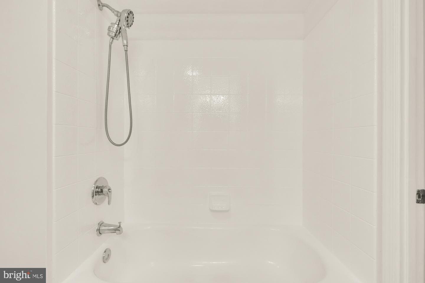 880 N Pollard Street #801 photo 24