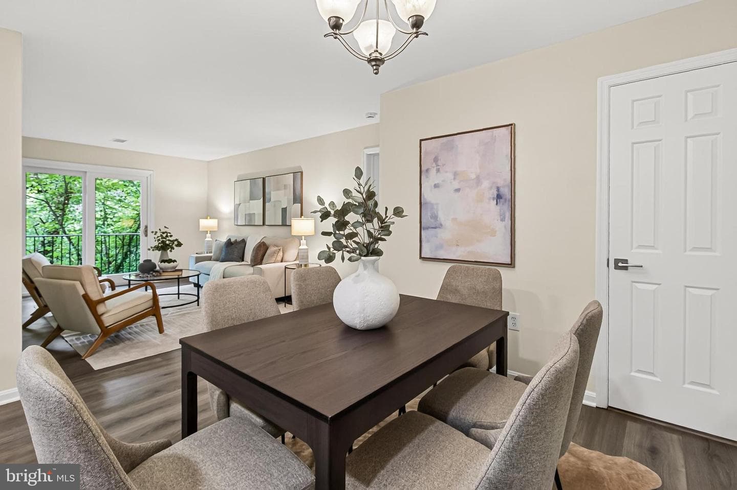 2050 Calvert Street N #109 photo 19