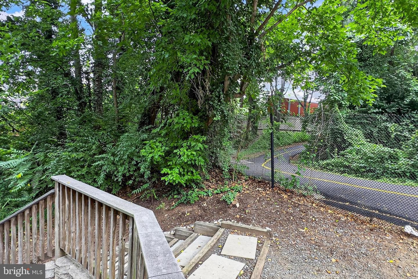 2050 Calvert Street N #109 photo 43