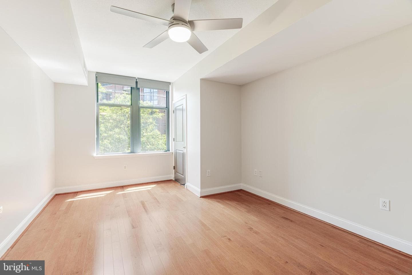 1021 N Garfield #327 photo 14