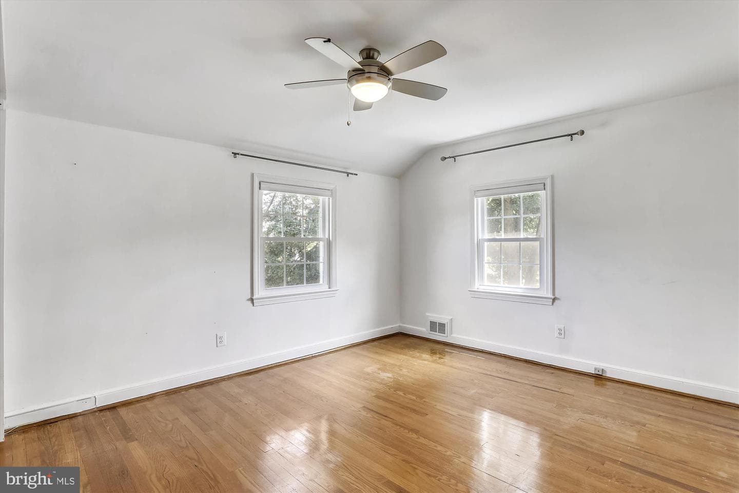 6316 25th Street N photo 8