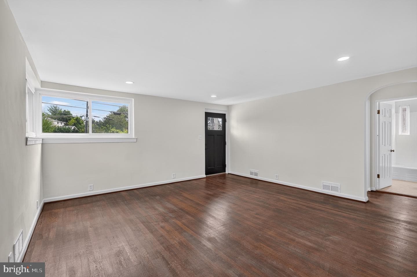 750 N George Mason Drive photo 5