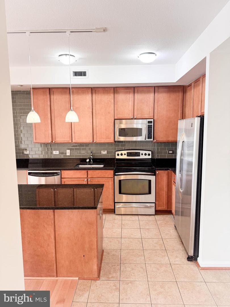 2720 S Arlington Mill Drive #509 photo 14