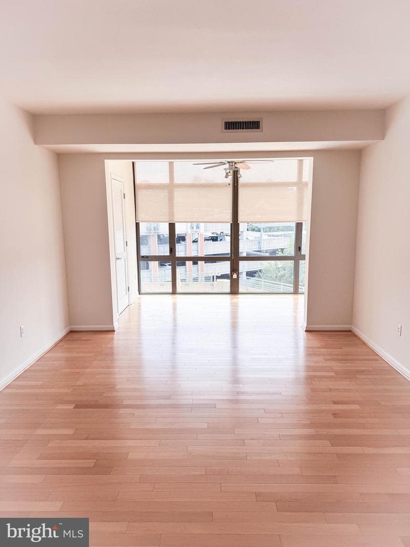 2720 S Arlington Mill Drive #509 photo 16
