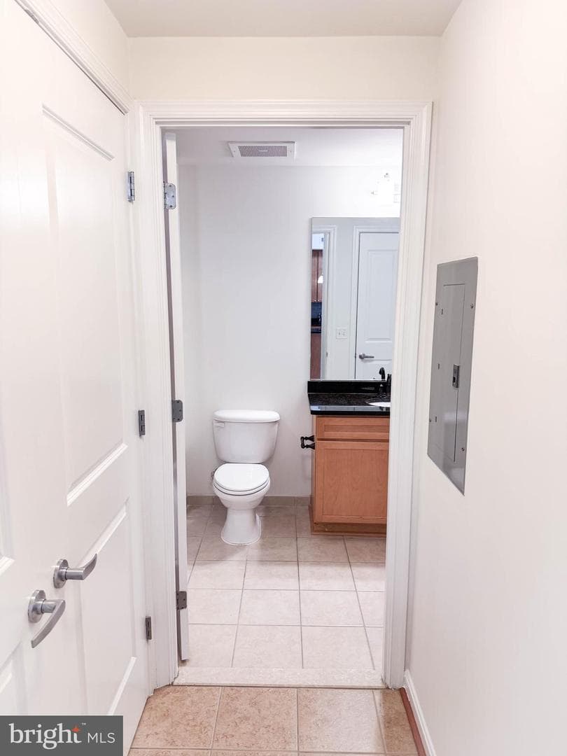 2720 S Arlington Mill Drive #509 photo 39