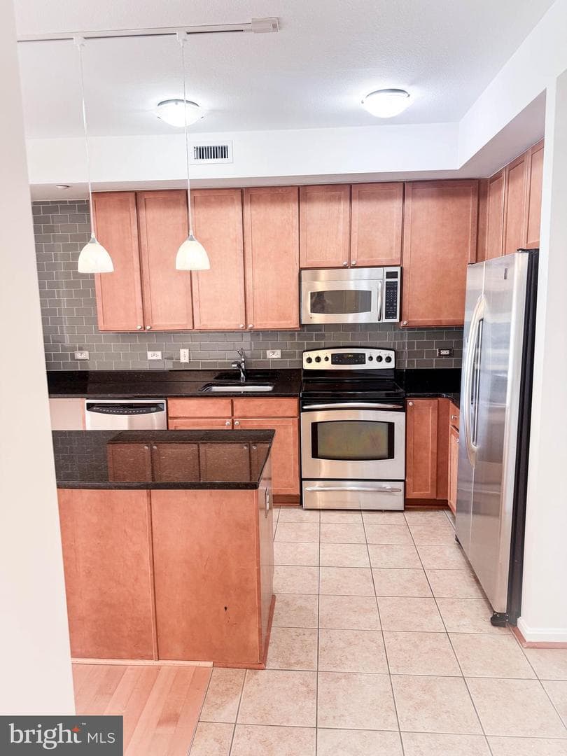 2720 S Arlington Mill Drive #509 photo 42