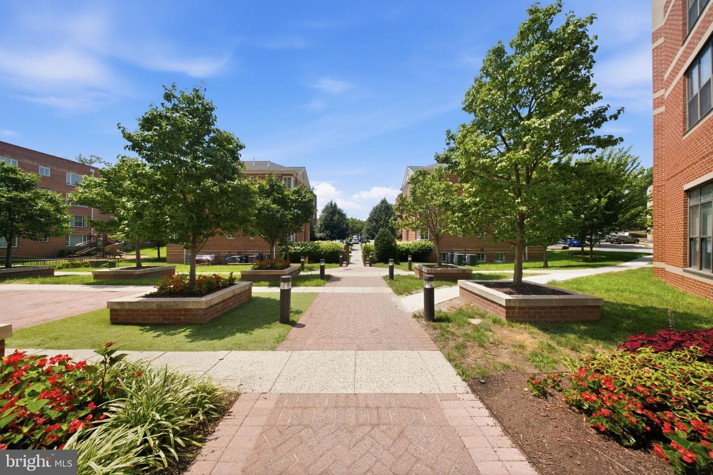 2220 Fairfax Drive #801 photo 2