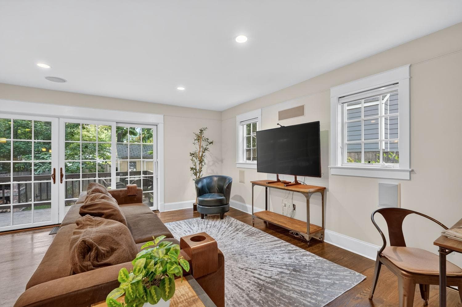 6041 23rd Street N photo 17