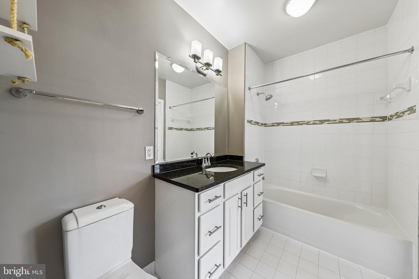 2101 N Monroe Street #215 photo 19