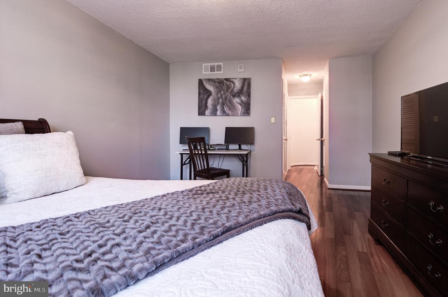 1101 S Arlington Ridge Road #106 photo 27