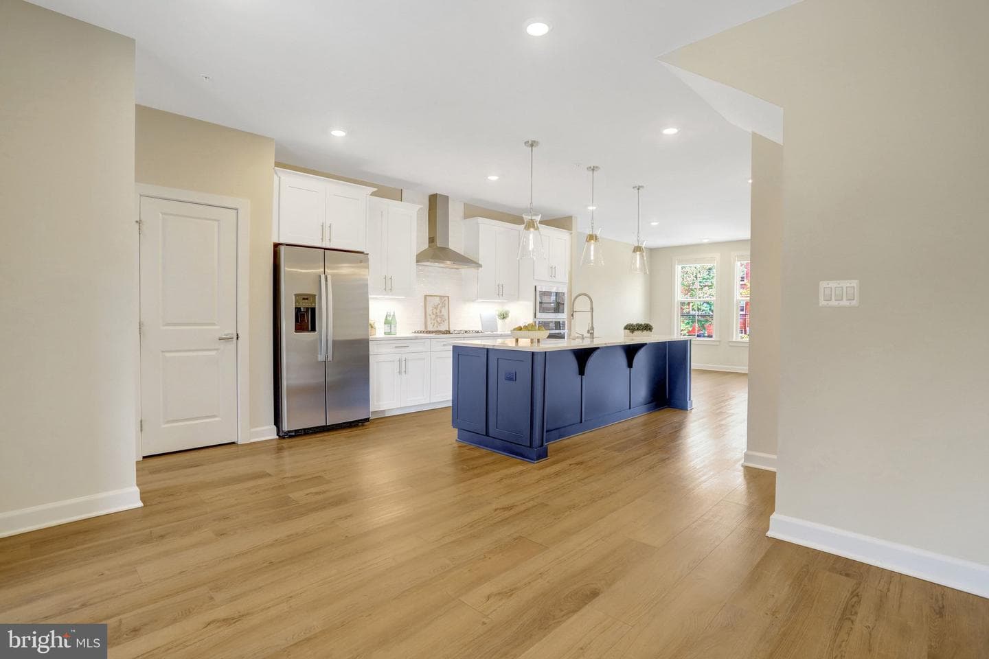 820 S Greenbrier Street photo 11