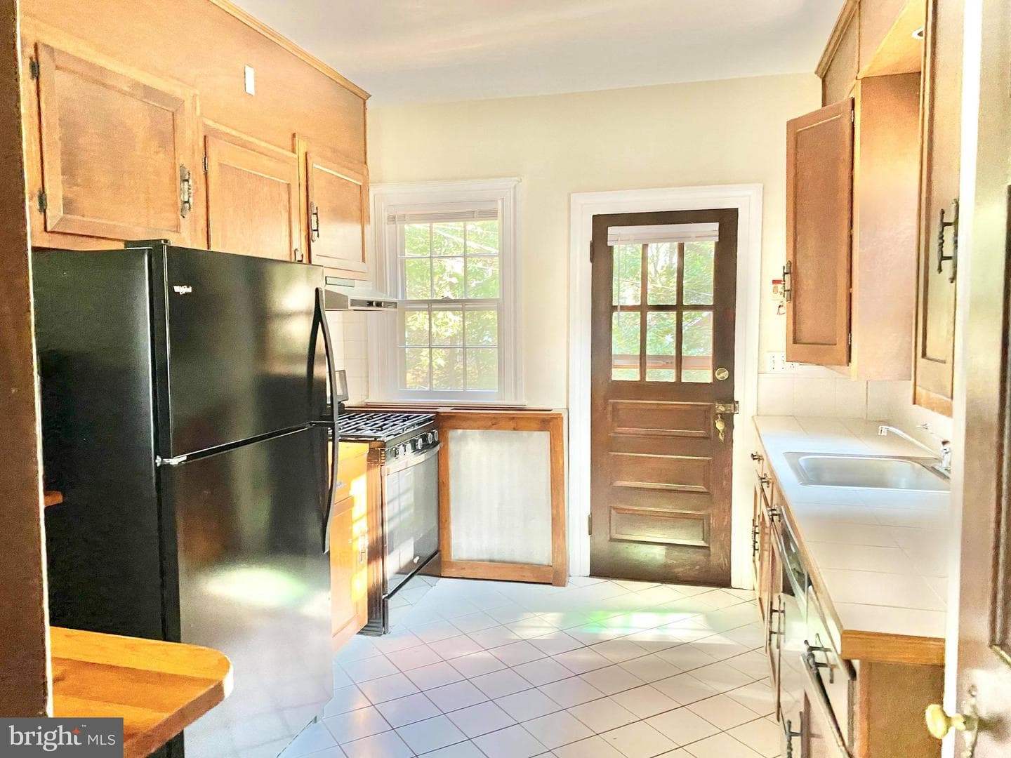 1200 S Cleveland Street photo 20