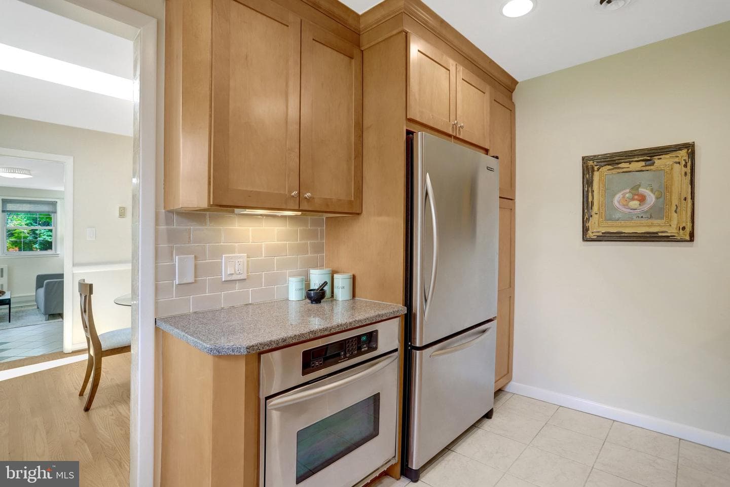 914 S Taylor Street photo 15