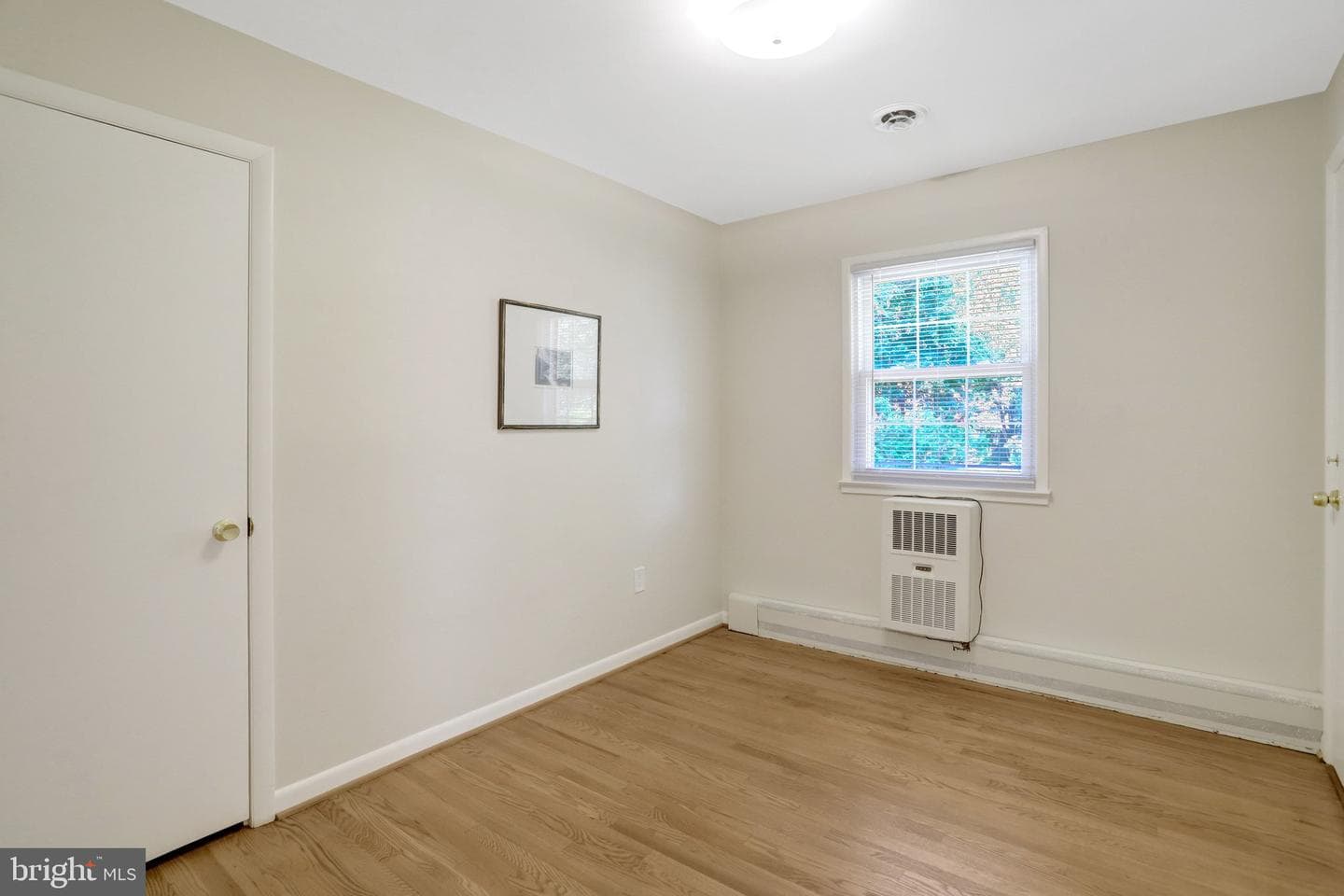 914 S Taylor Street photo 27