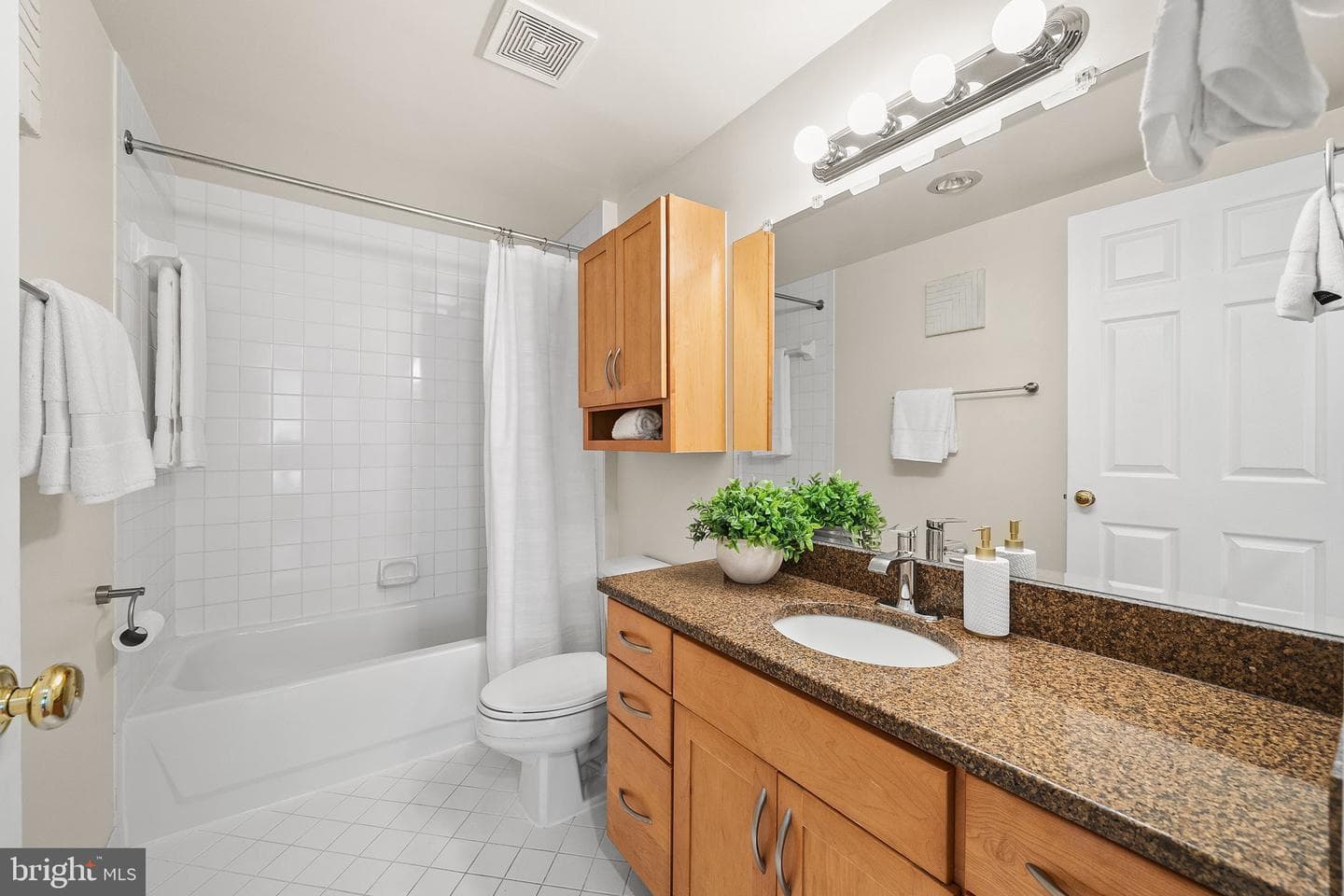 1045 N Utah Street #2-501 photo 11