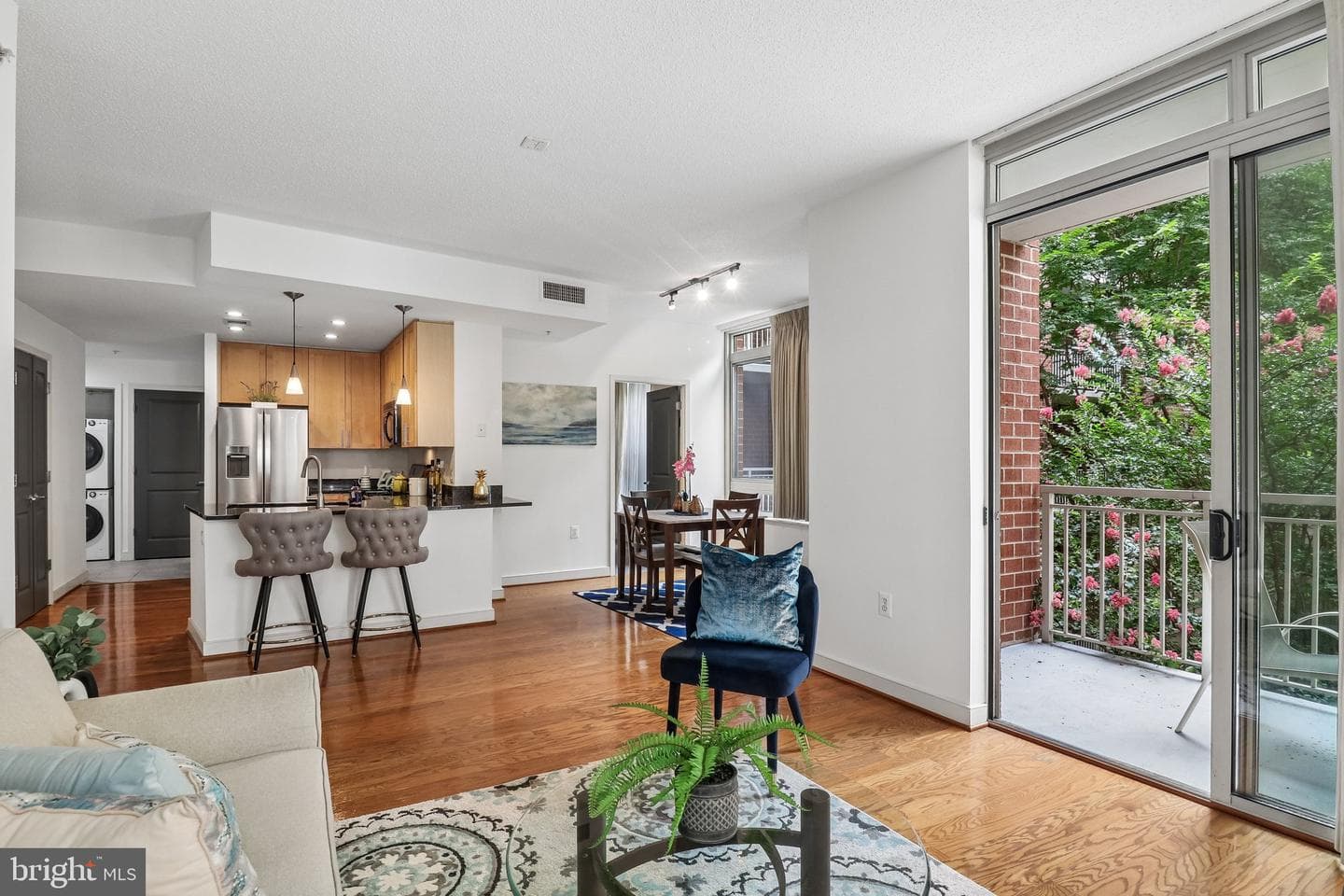 820 N Pollard Street #214 photo 8