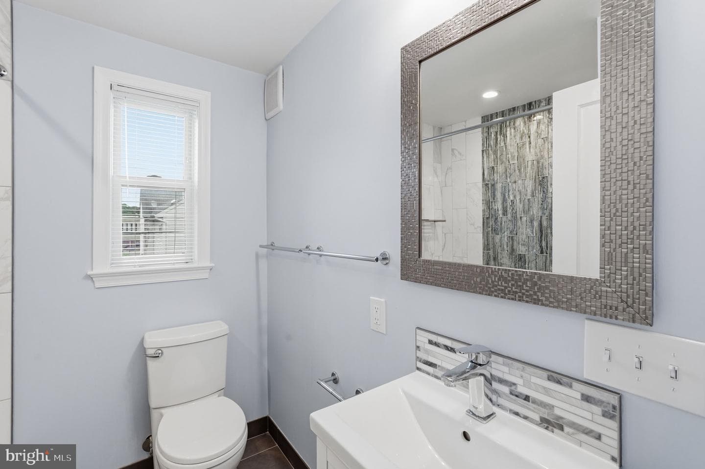 829 S Irving Street photo 11