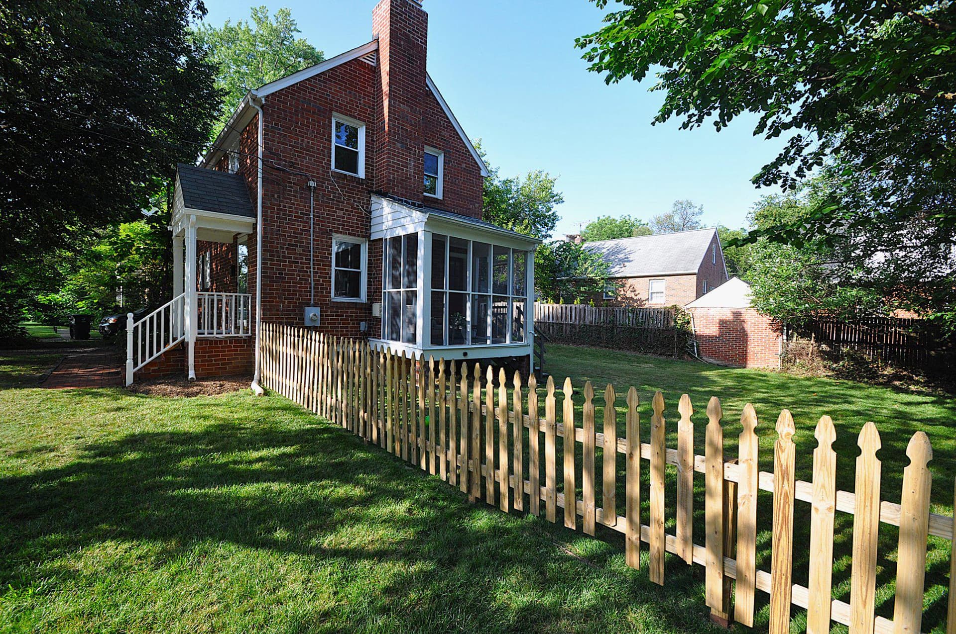 835 N Buchanan Street photo 25