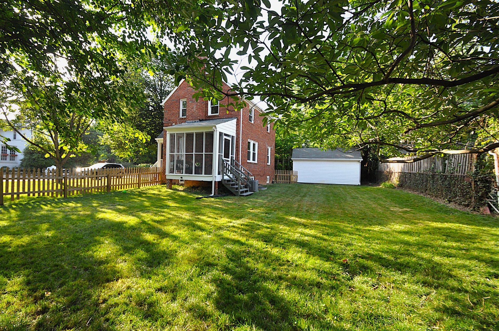 835 N Buchanan Street photo 26