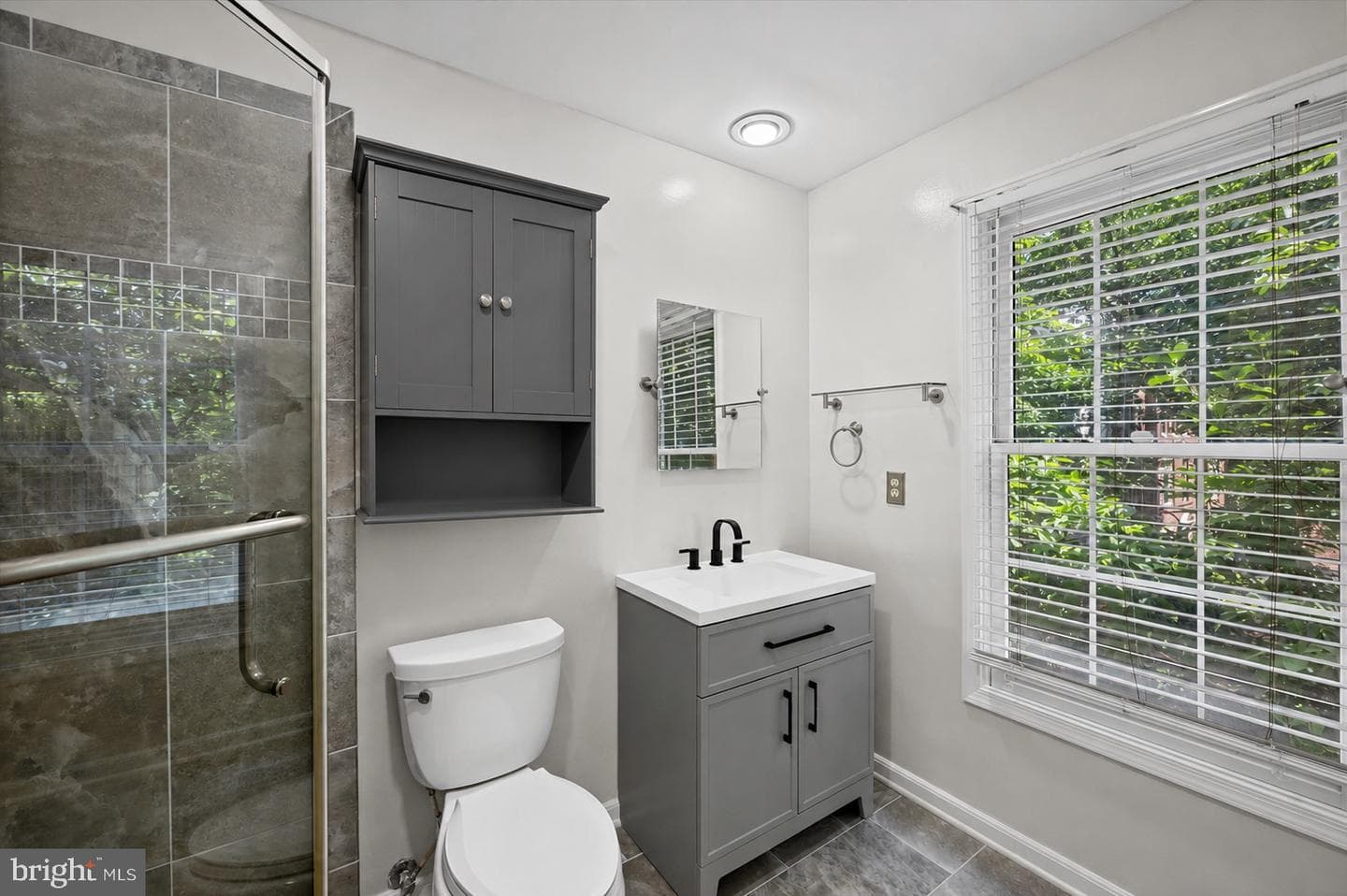 2435 13th Court N photo 23